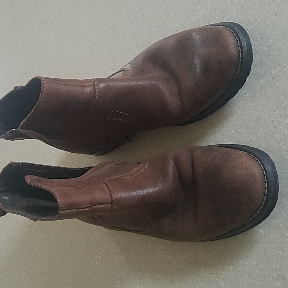 Steve Madden Leather Boots